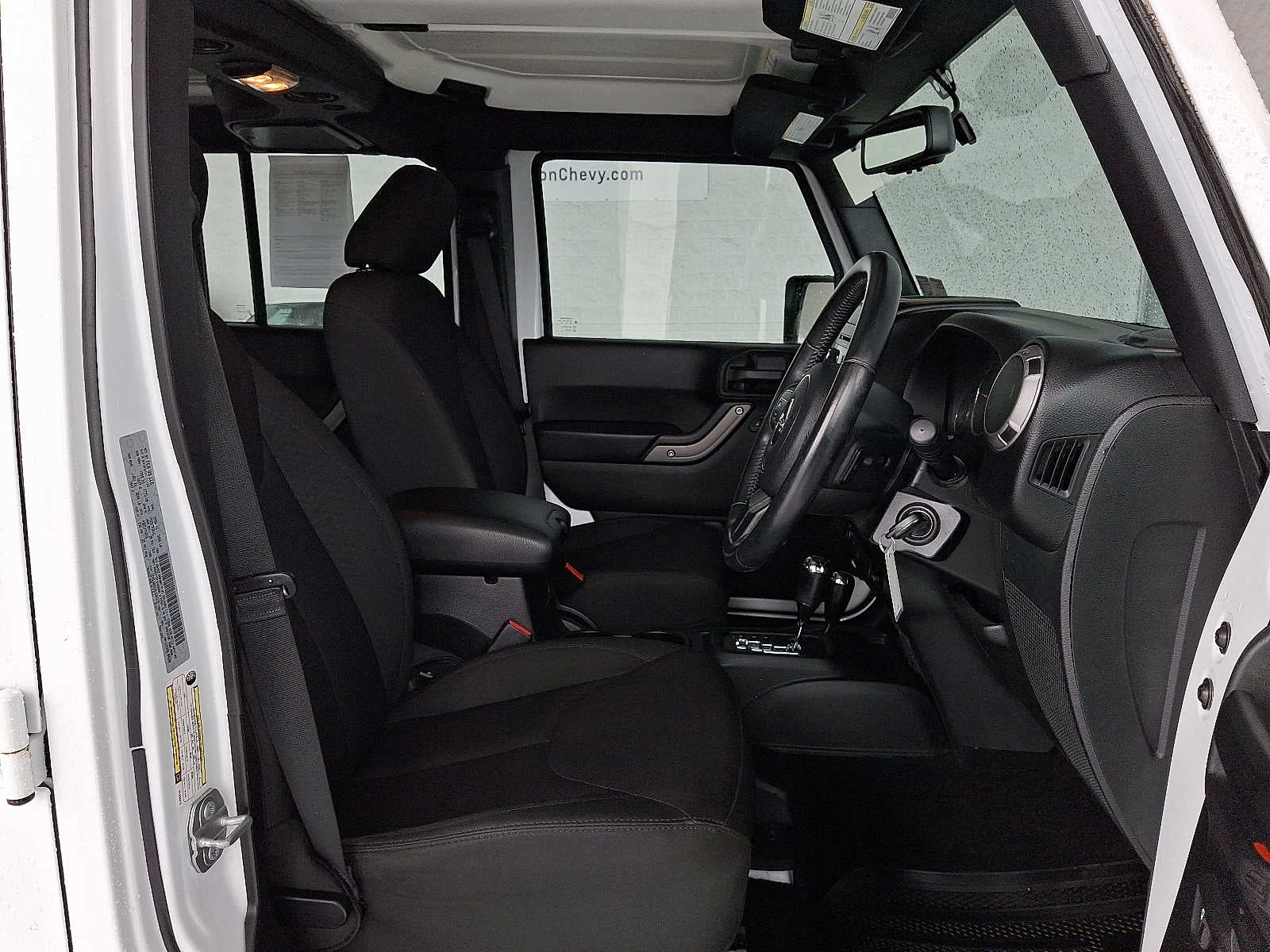 2017 Jeep Wrangler Unlimited Sport RHD