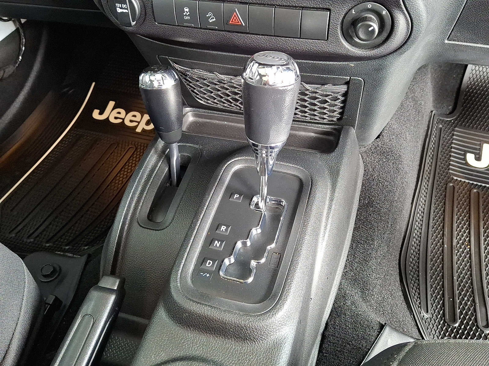2017 Jeep Wrangler Unlimited Sport RHD