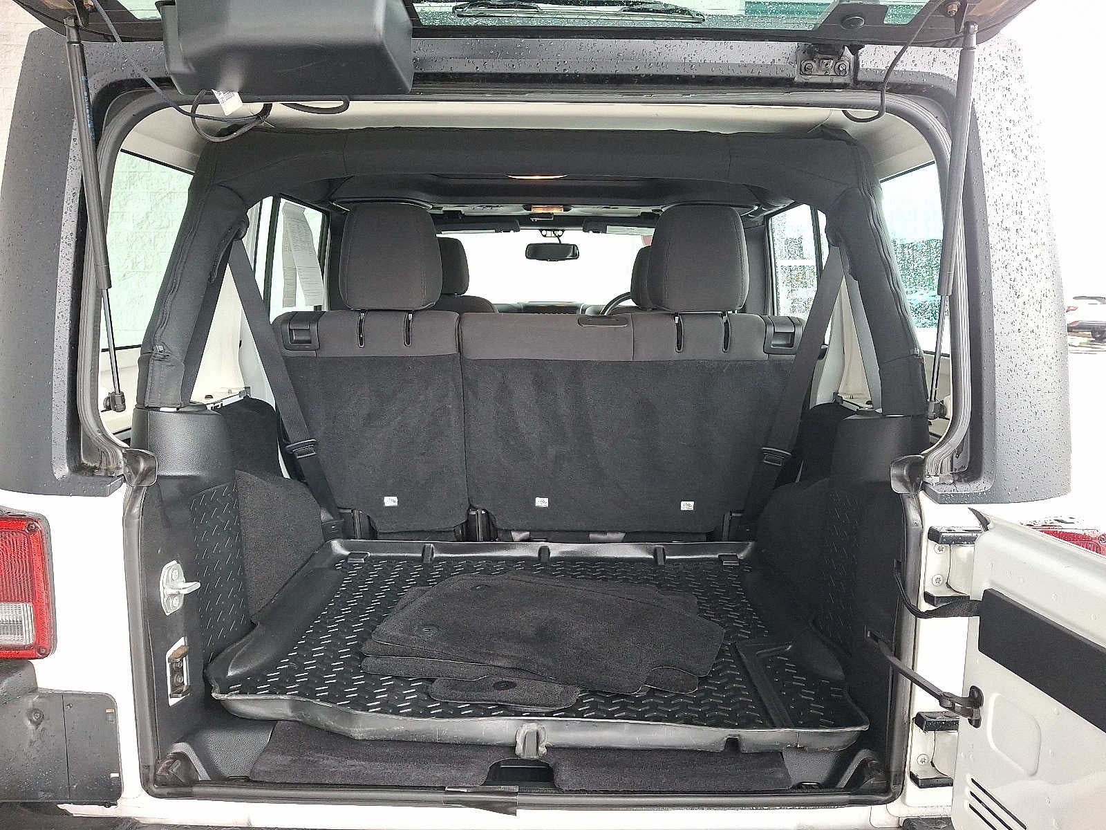 2017 Jeep Wrangler Unlimited Sport RHD