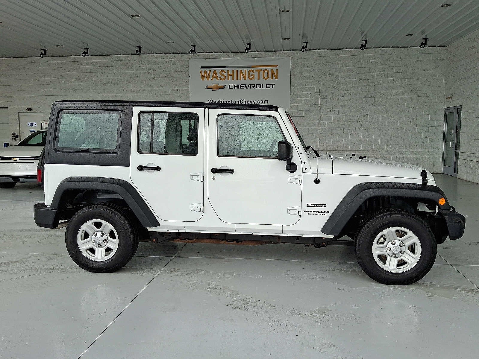 2017 Jeep Wrangler Unlimited Sport RHD