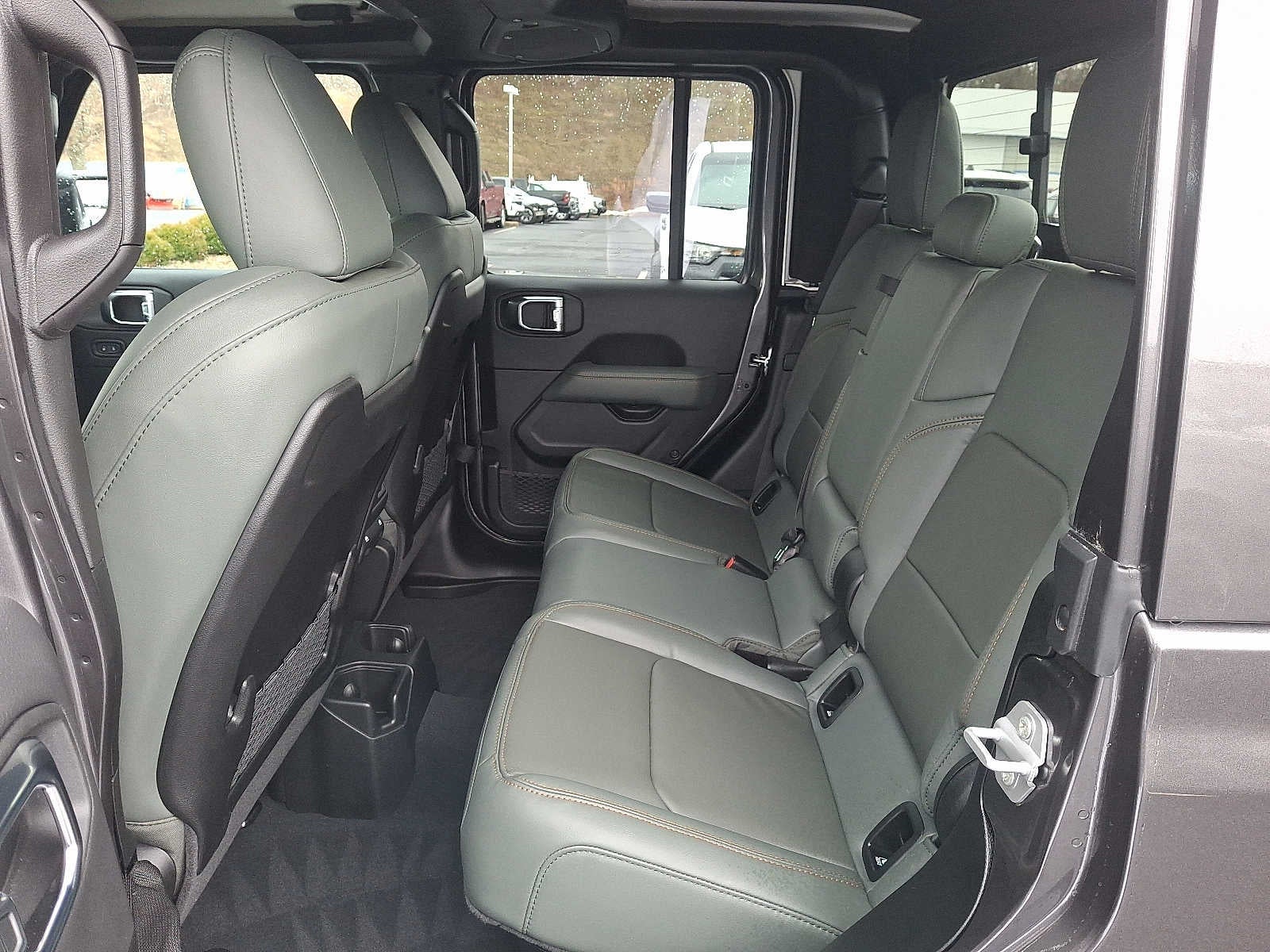 2025 Jeep Gladiator Mojave X