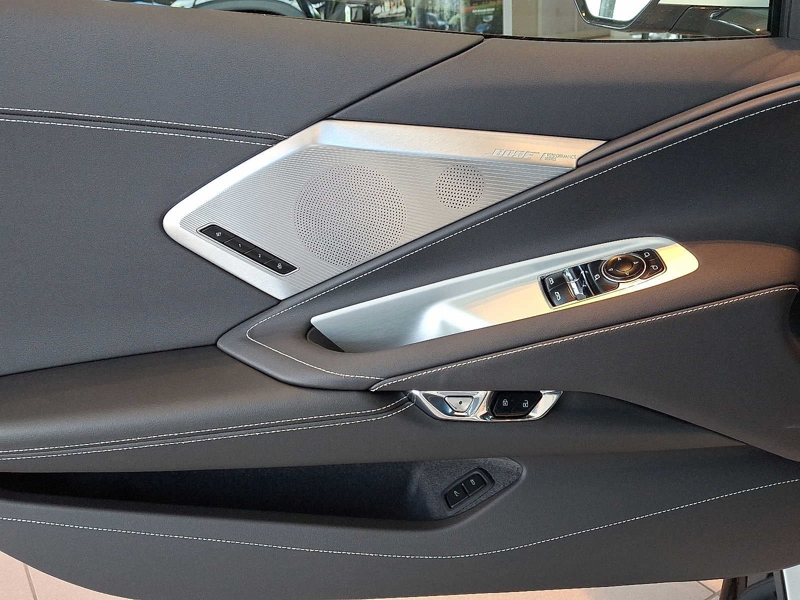 2025 Chevrolet Corvette E-Ray 2LZ