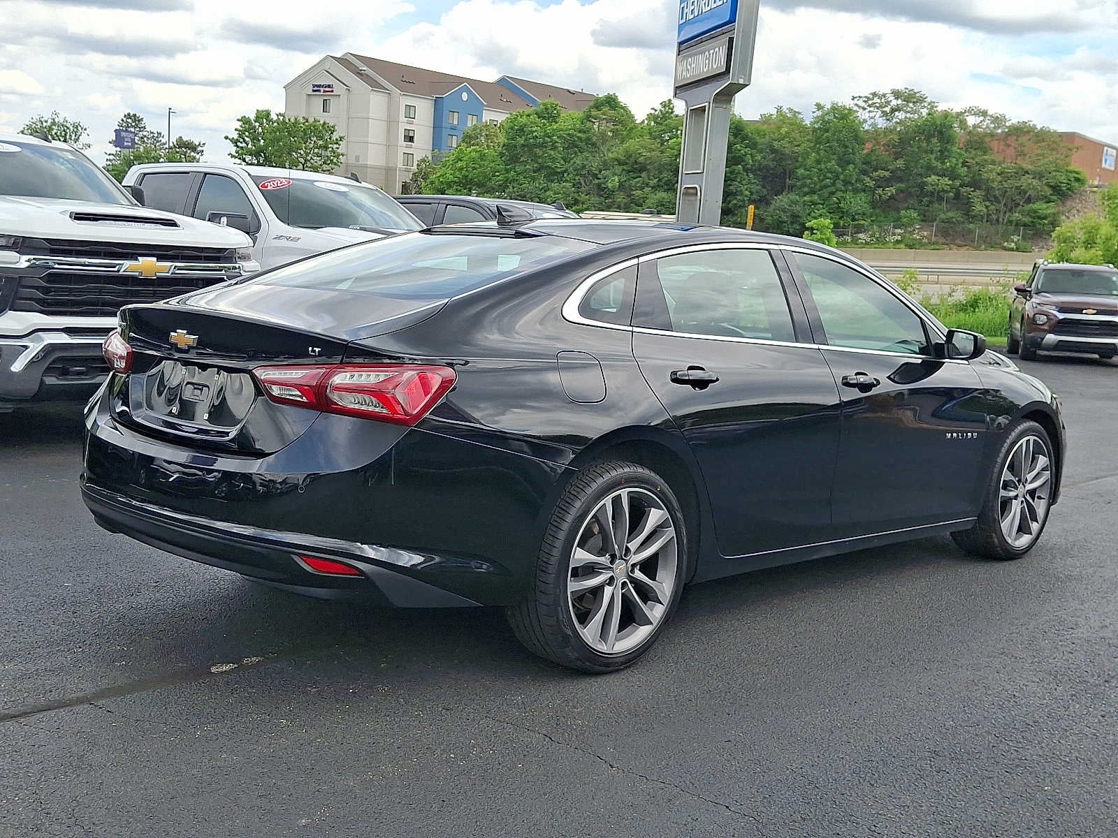 2024 Chevrolet Malibu 2LT