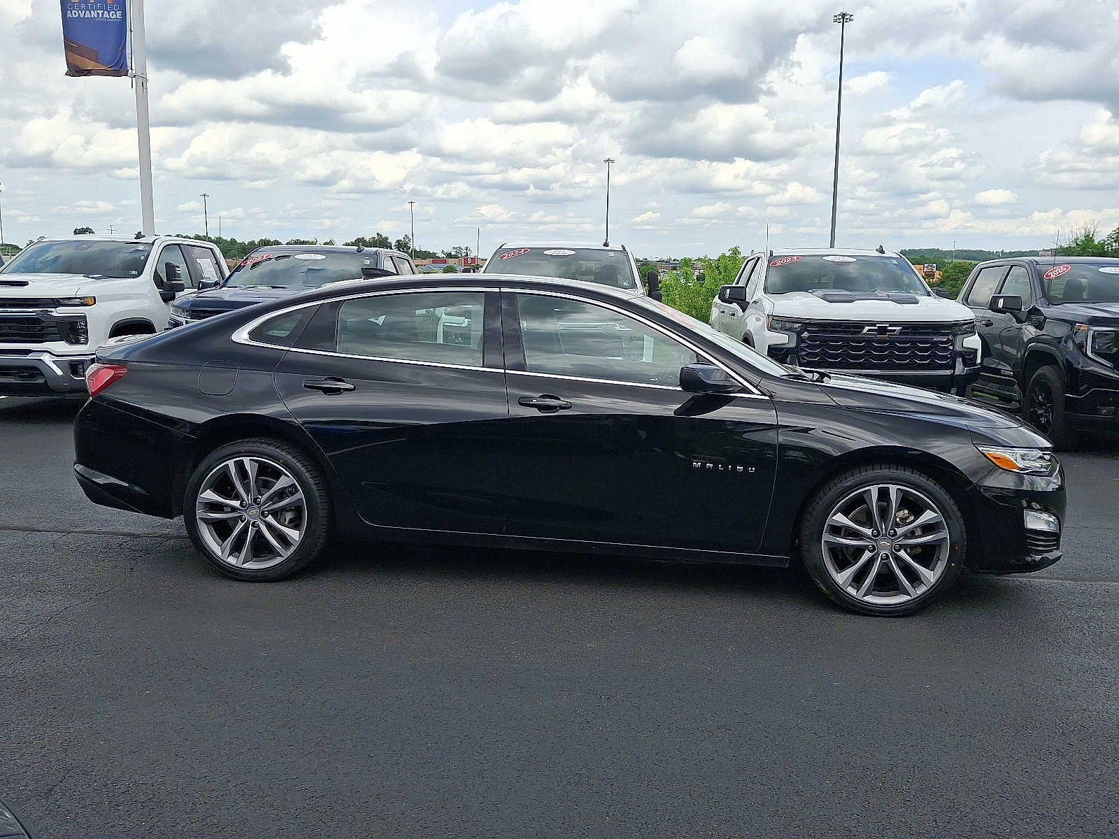 2024 Chevrolet Malibu 2LT