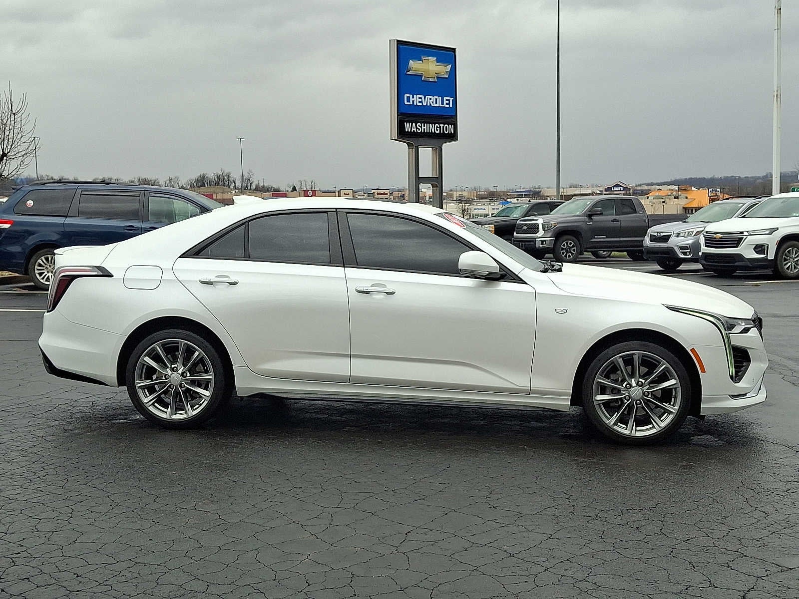 2023 Cadillac CT4 Sport