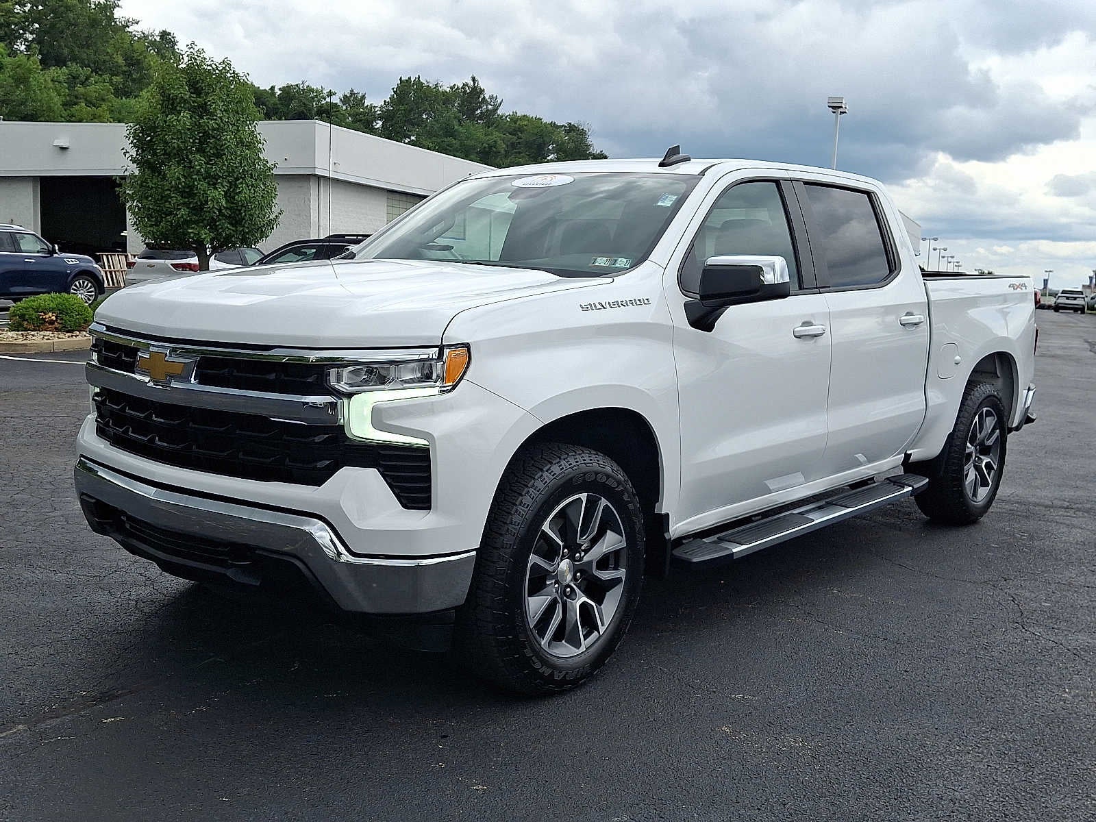 2023 Chevrolet Silverado 1500 LT (2FL)