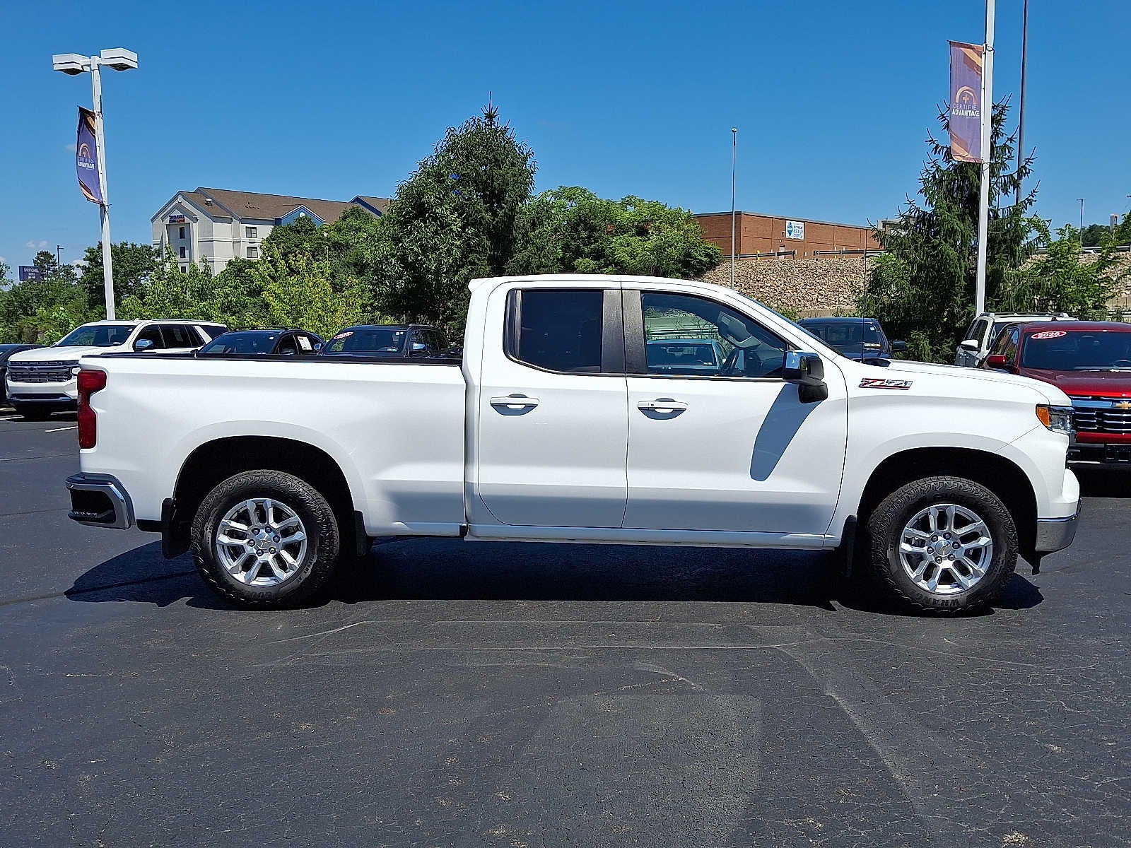 2023 Chevrolet Silverado 1500 LT