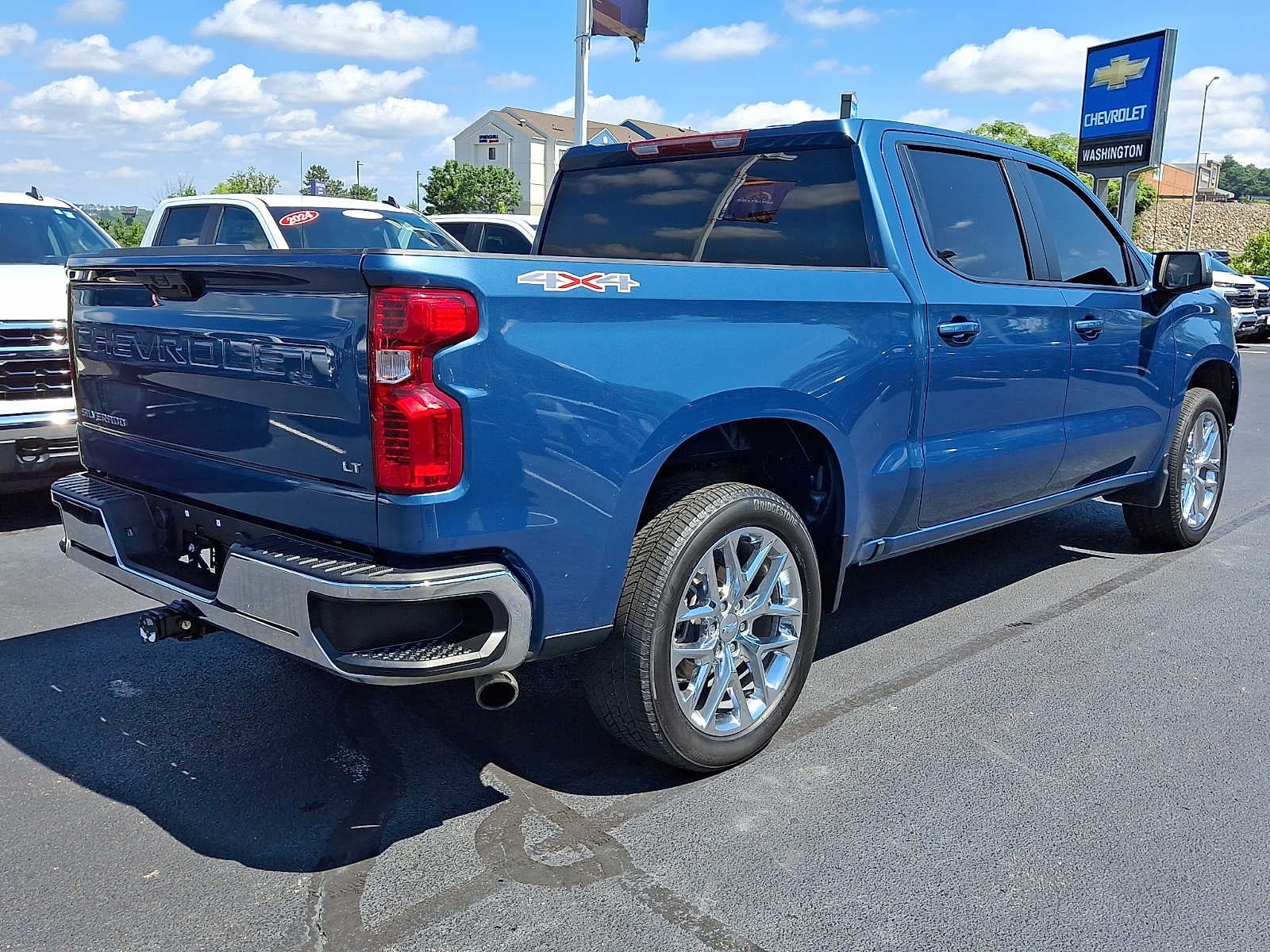2024 Chevrolet Silverado 1500 LT