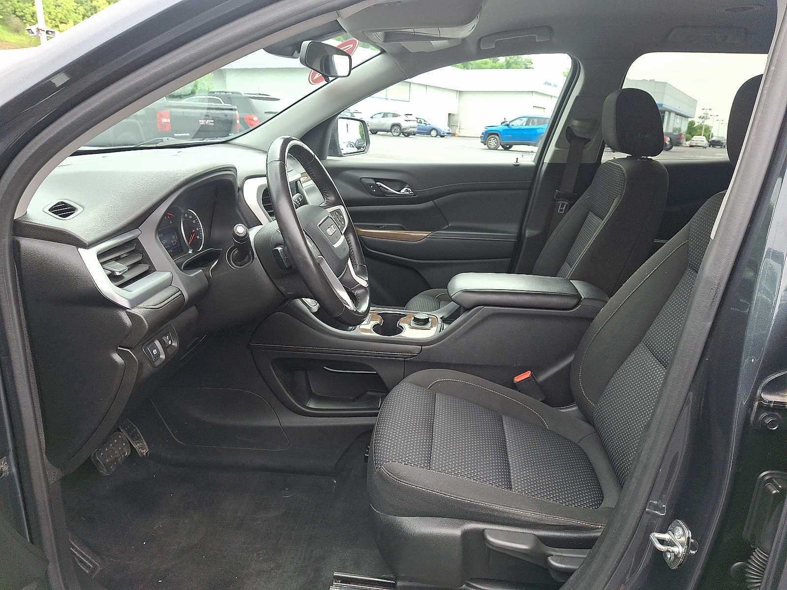2020 GMC Acadia SLE