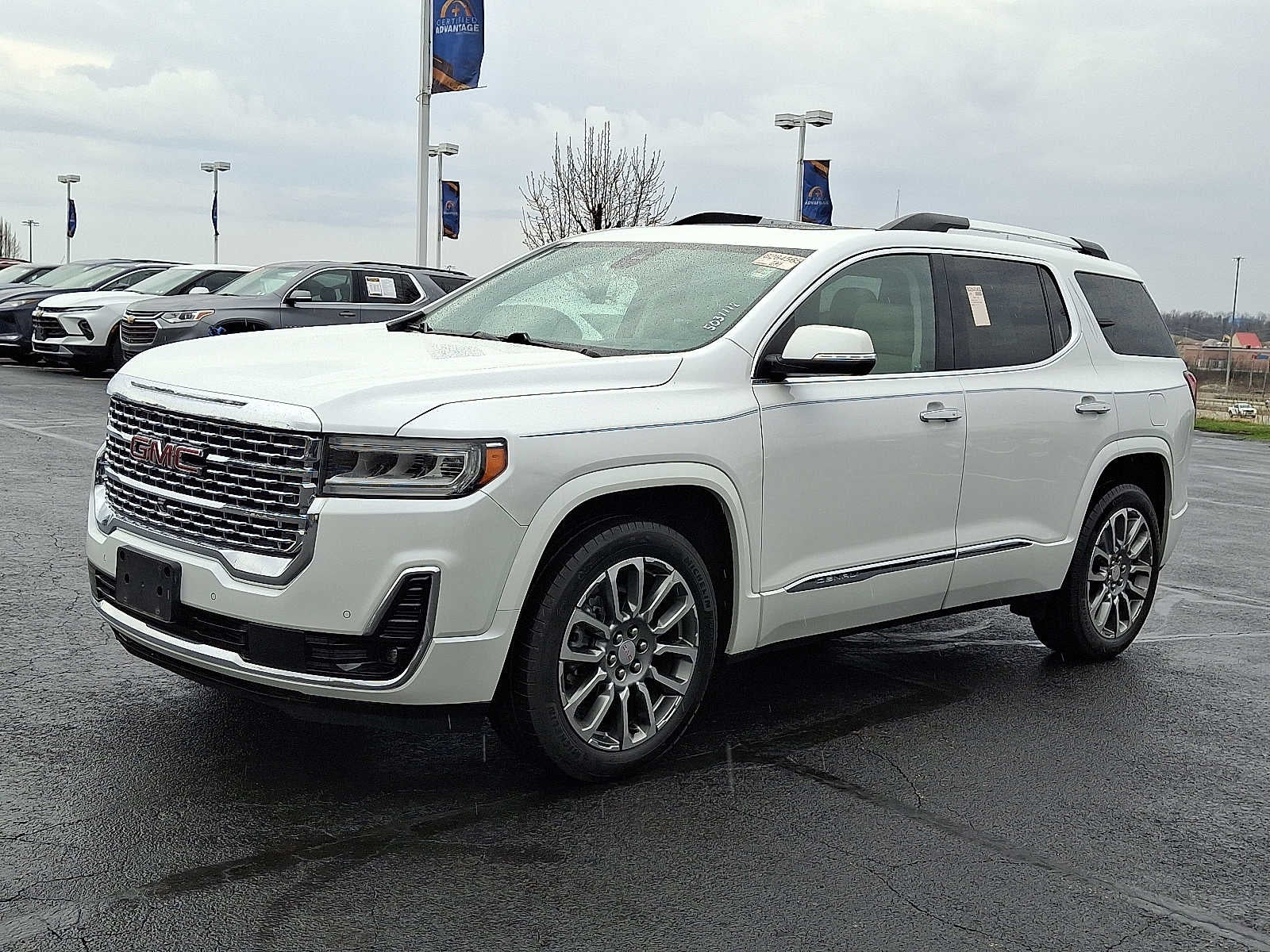 2023 GMC Acadia Denali
