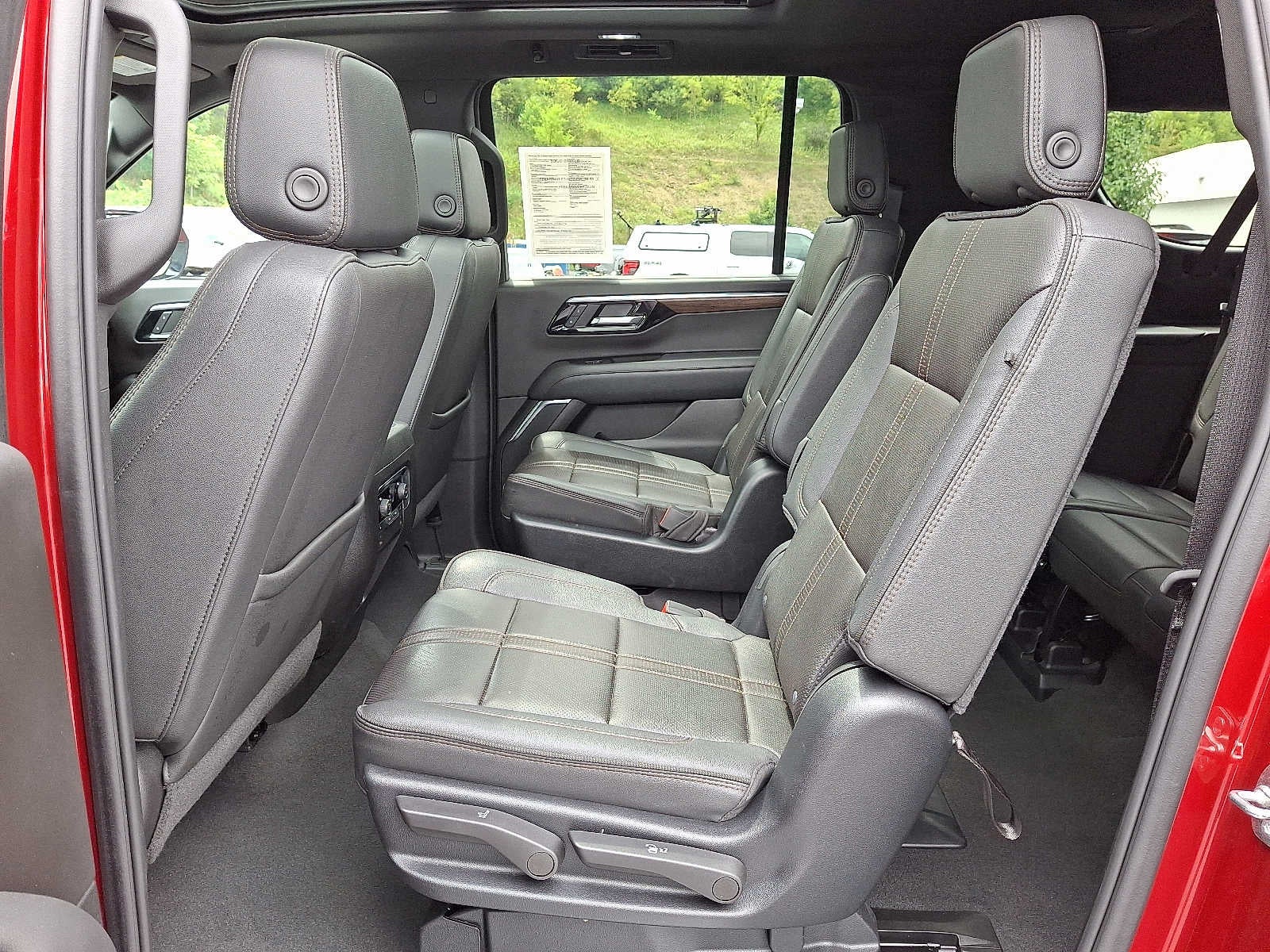 2025 Chevrolet Suburban High Country