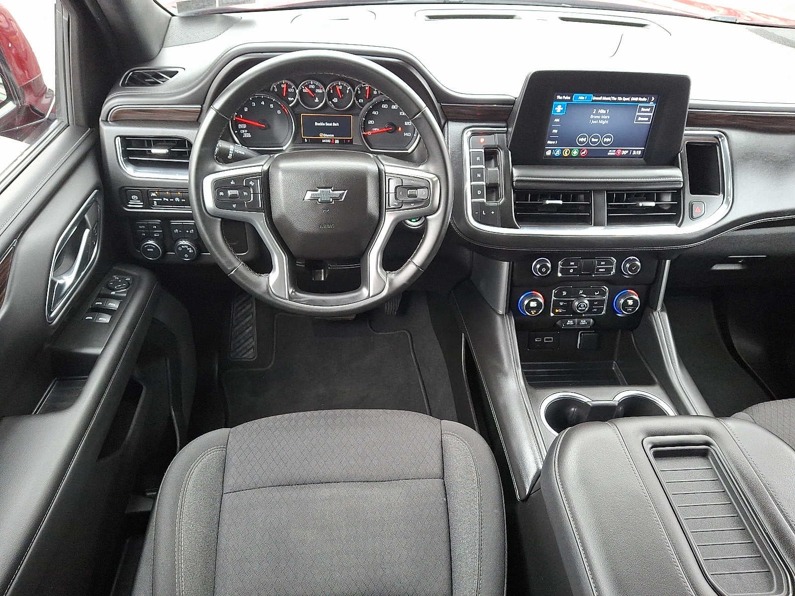 2023 Chevrolet Suburban LS