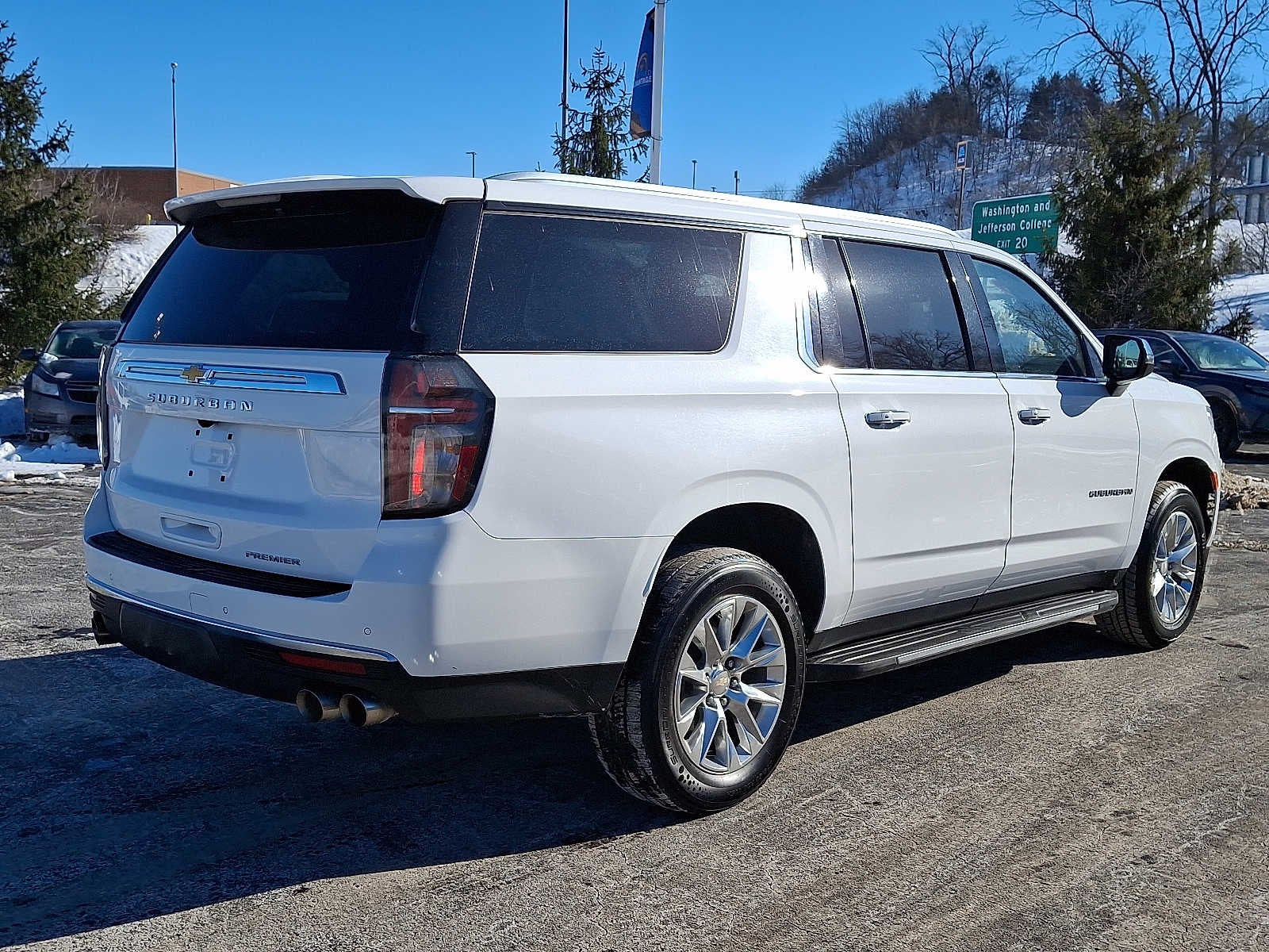 2023 Chevrolet Suburban Premier