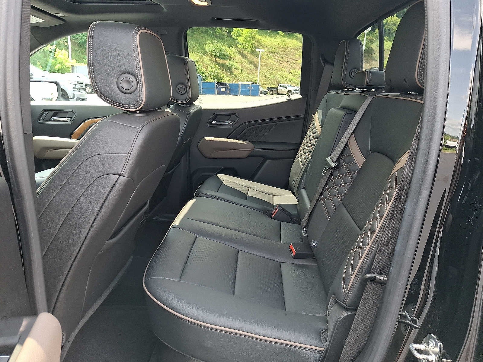 2023 GMC Canyon Denali