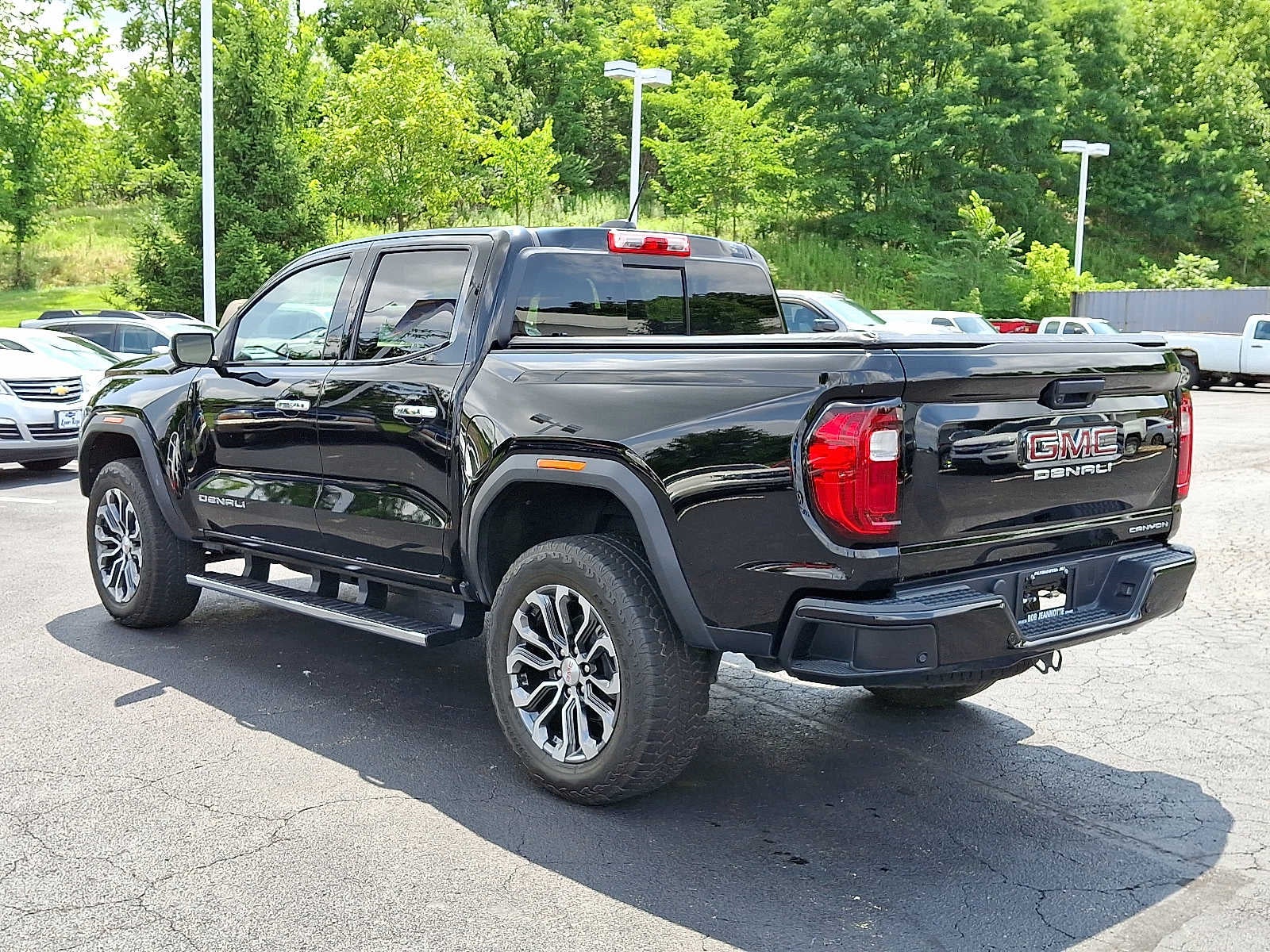 2023 GMC Canyon Denali