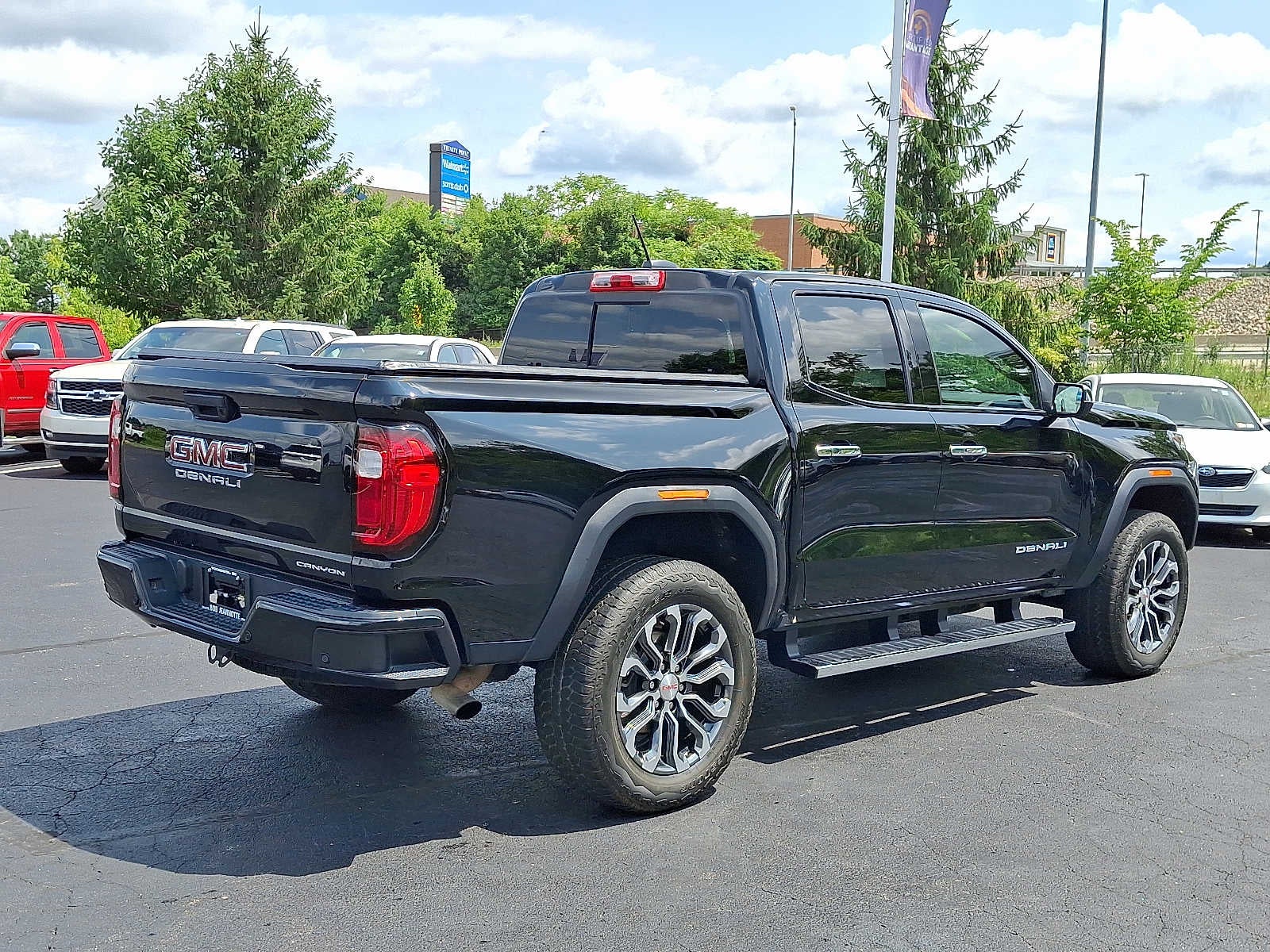 2023 GMC Canyon Denali