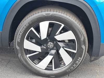 2024 Volkswagen Atlas Cross Sport 2.0T SE w/Technology