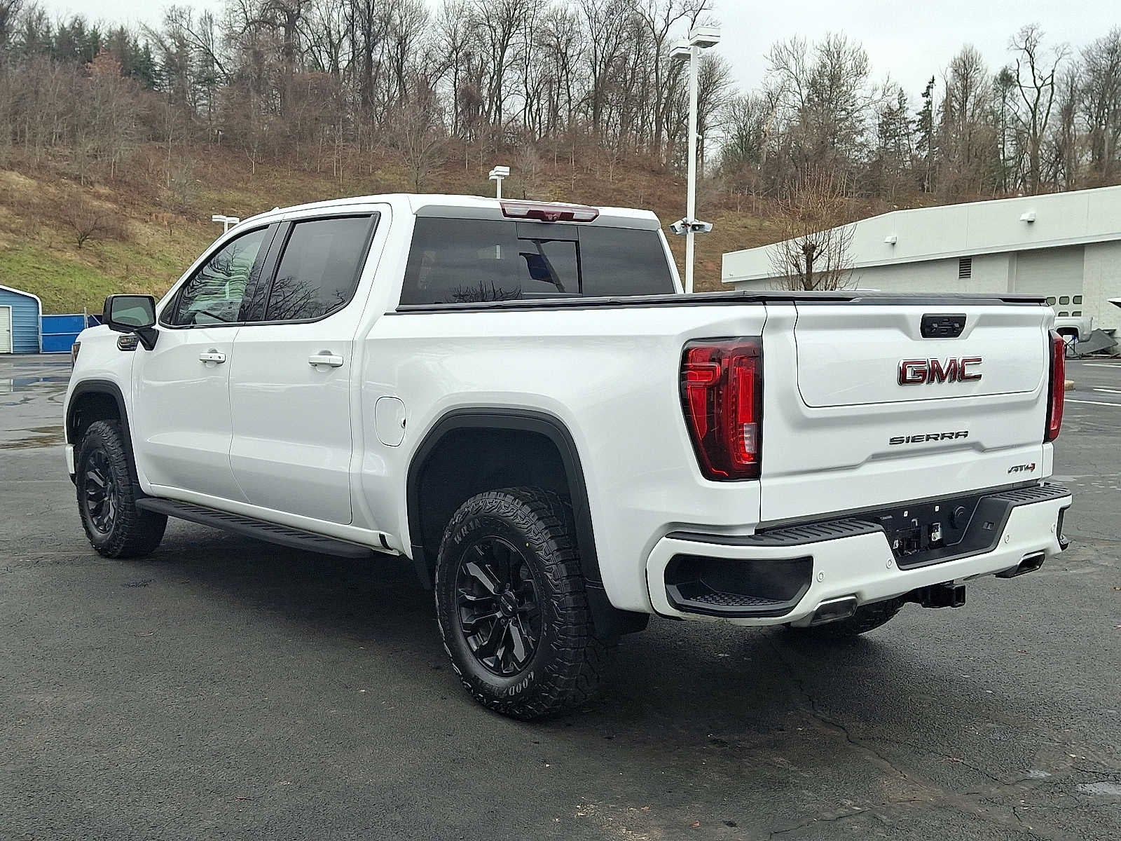 2022 GMC Sierra 1500 AT4