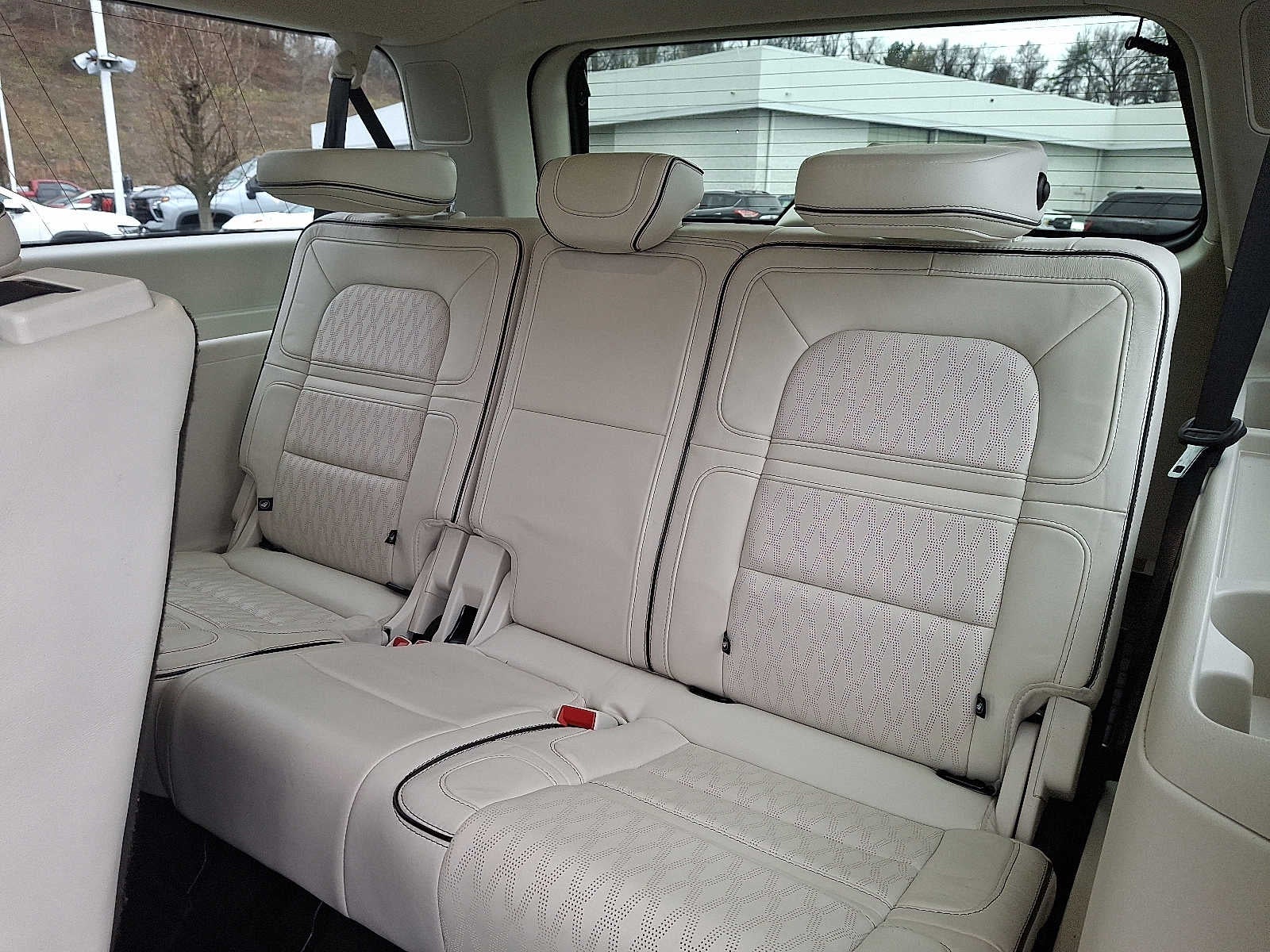 2023 Lincoln Navigator L Black Label