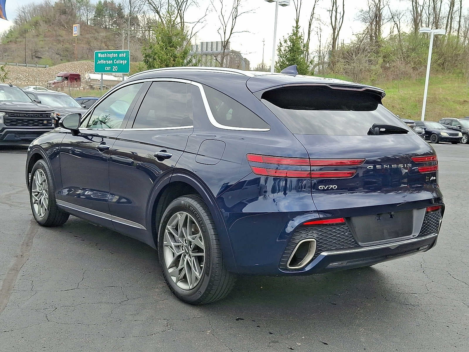 2025 Genesis GV70 2.5T