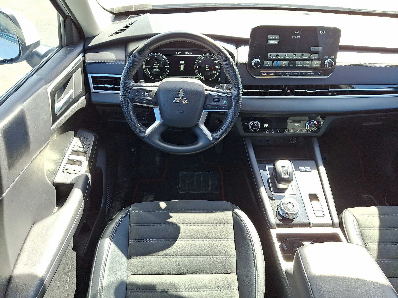 2024 Mitsubishi Outlander Plug-In Hybrid SE