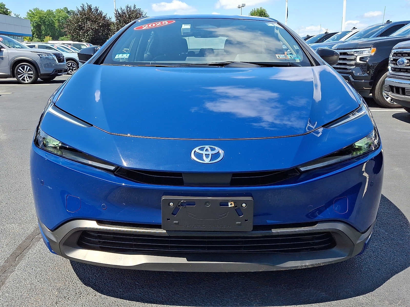 2025 Toyota Prius LE