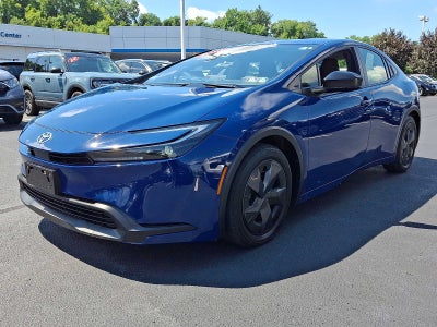 2025 Toyota Prius LE