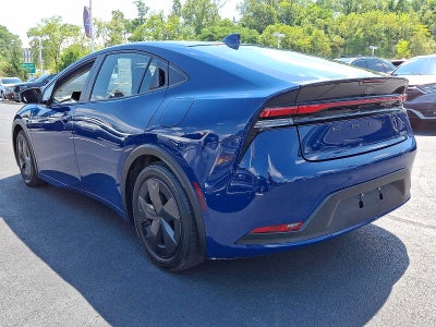 2025 Toyota Prius LE