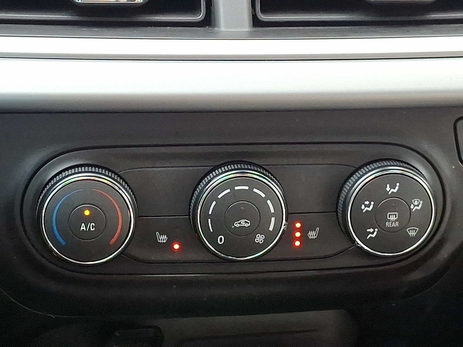 2025 Chevrolet Trax 1RS