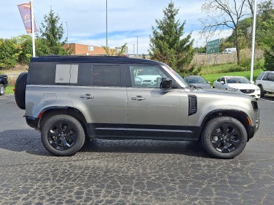 2024 Land Rover Defender X-Dynamic SE