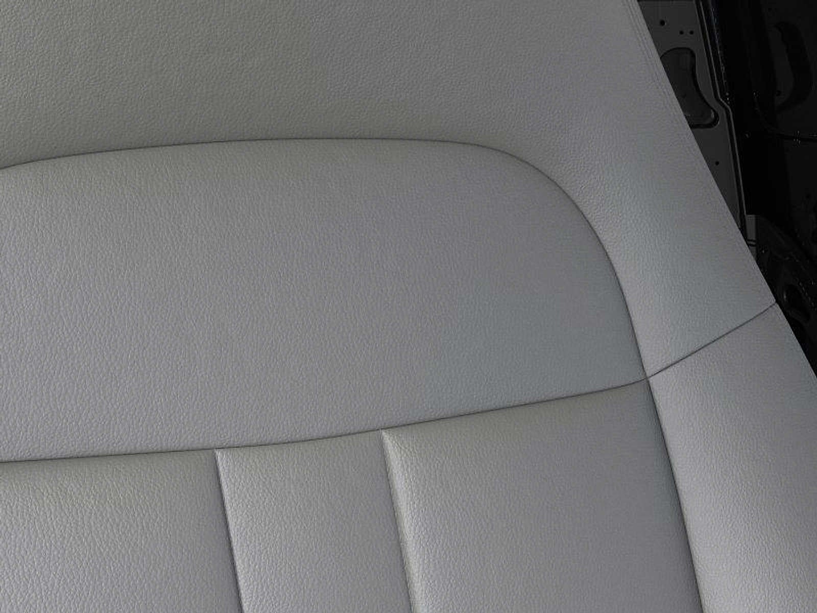 2025 Chevrolet Express Cargo 3500 WT