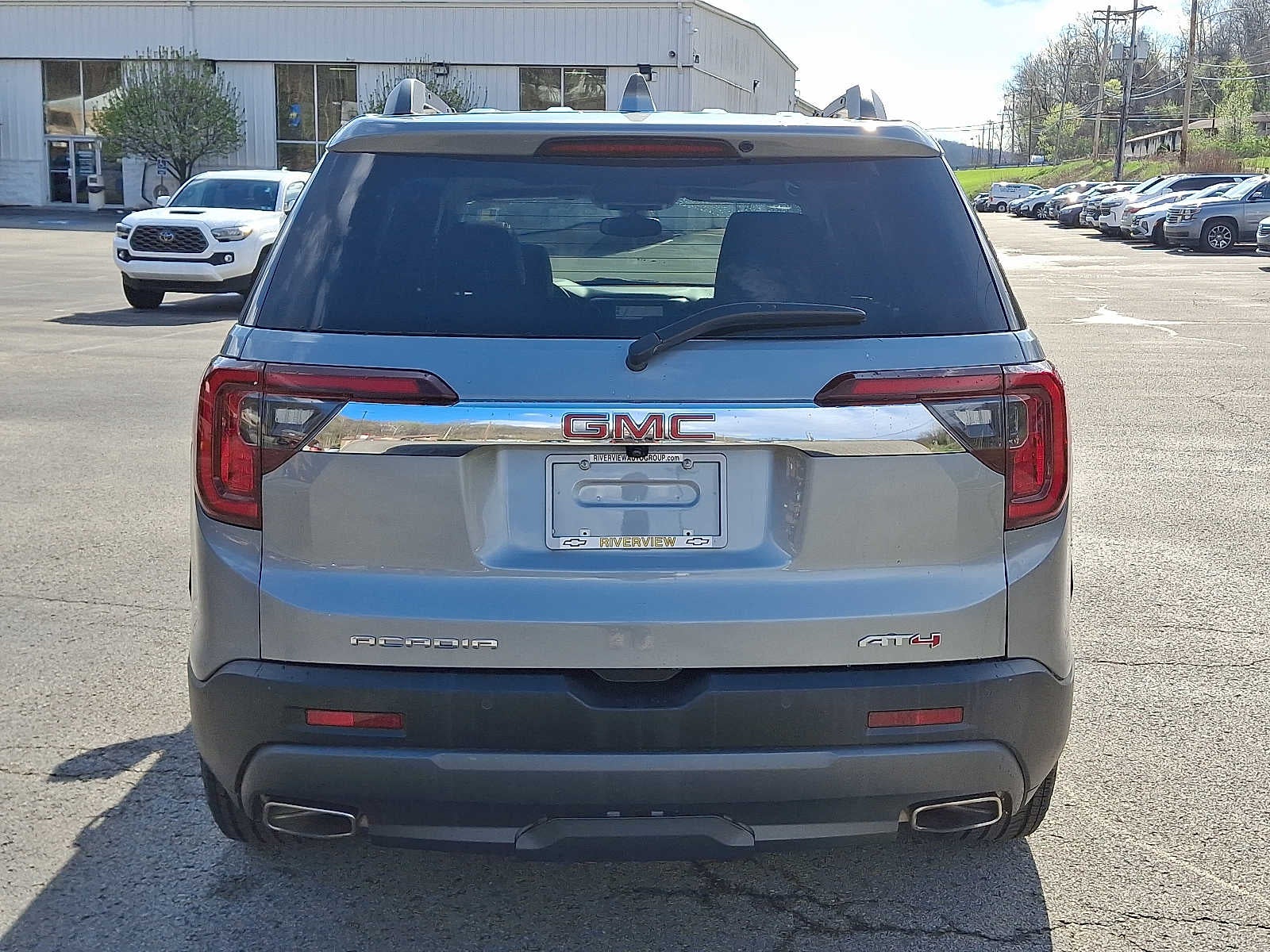 2023 GMC Acadia AT4