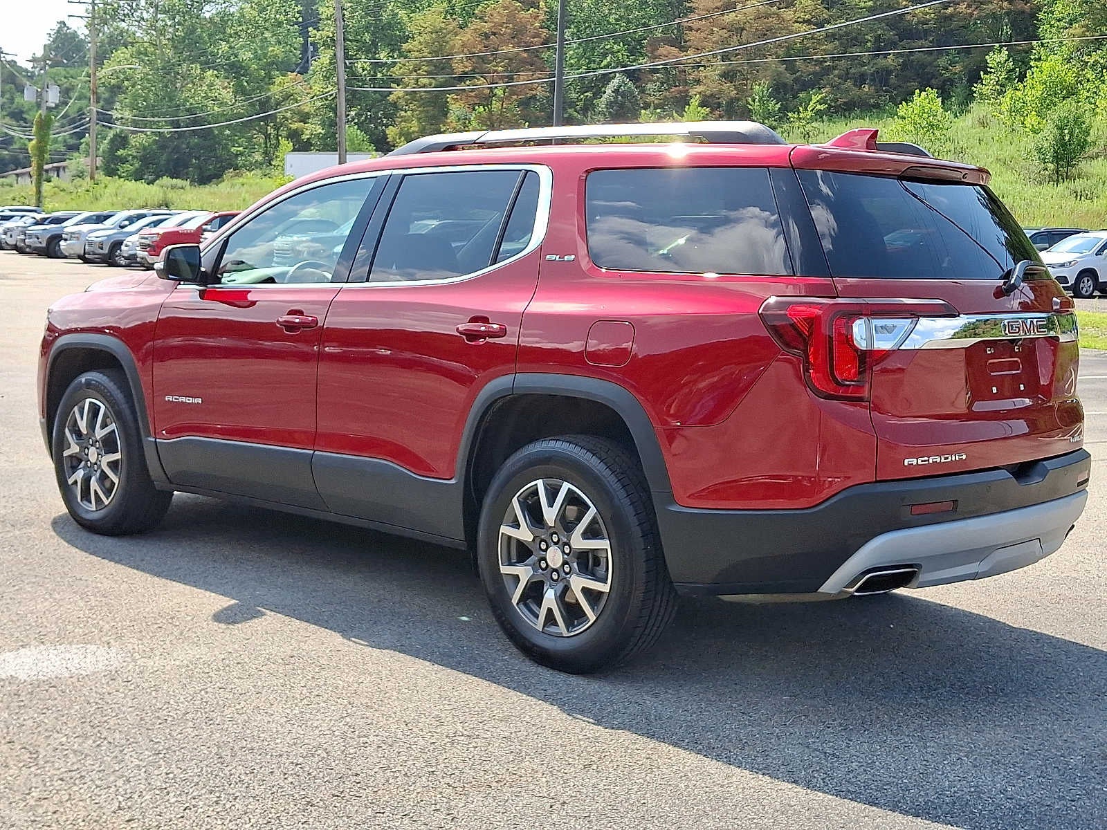2023 GMC Acadia SLE
