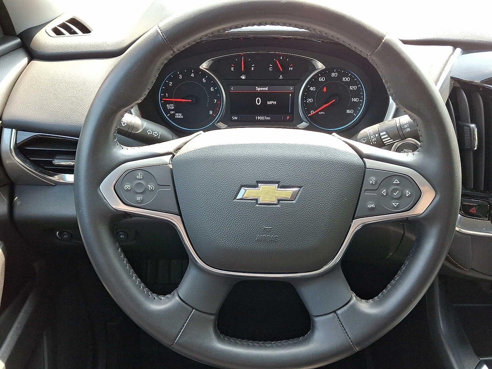 2021 Chevrolet Traverse LT Cloth