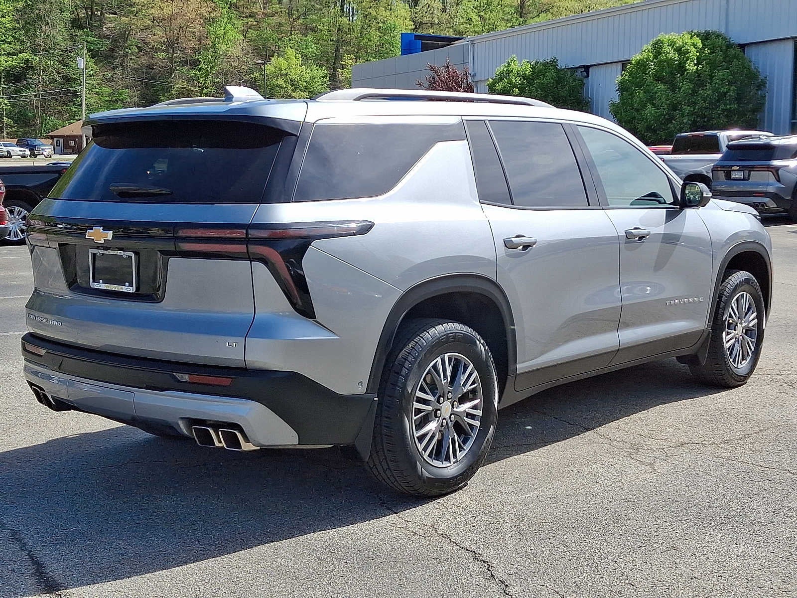 2024 Chevrolet Traverse LT