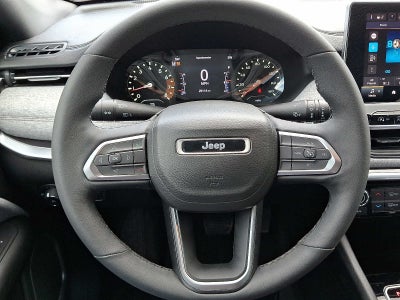 2023 Jeep Compass Latitude Lux