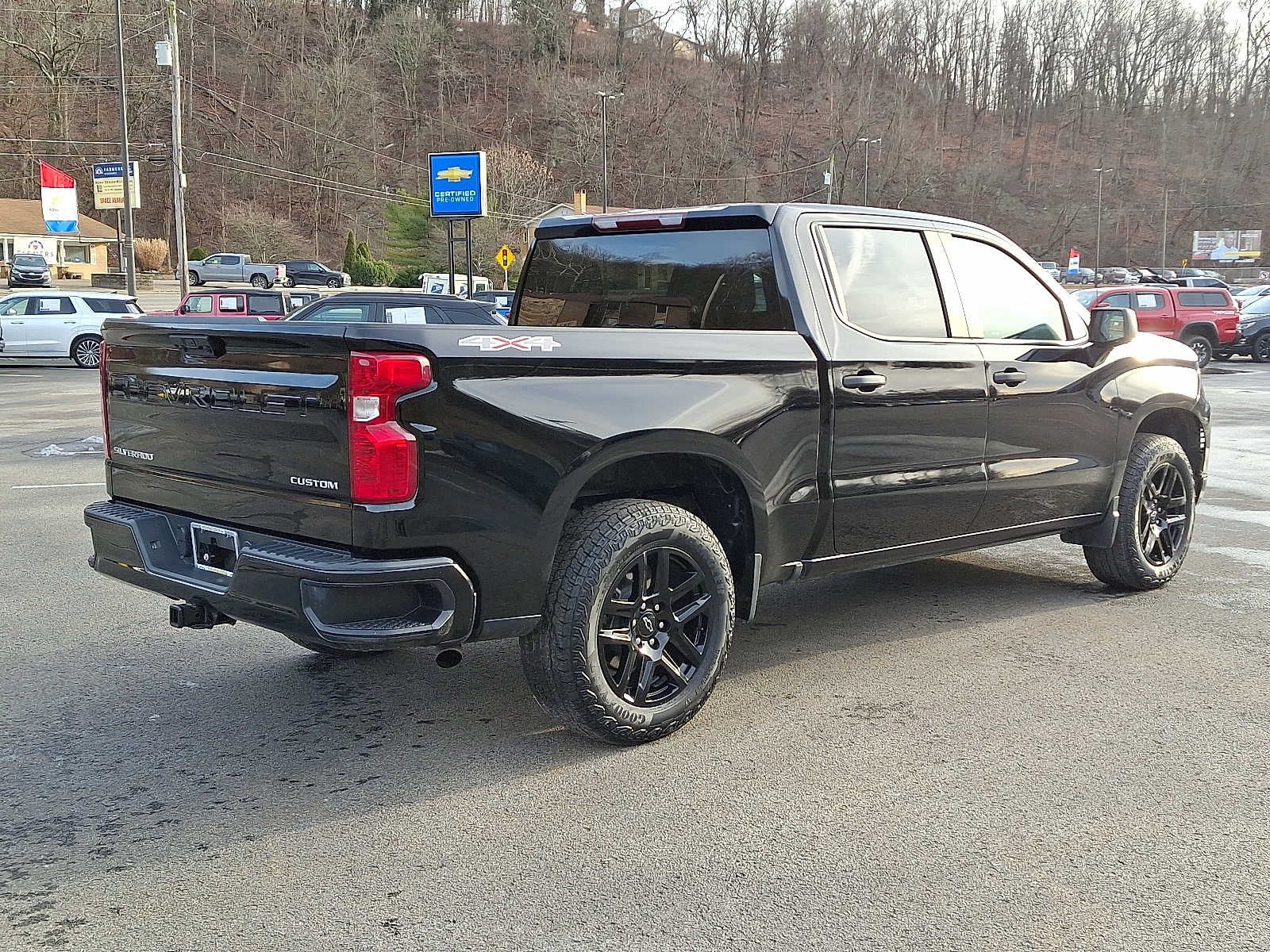 2023 Chevrolet Silverado 1500 Custom