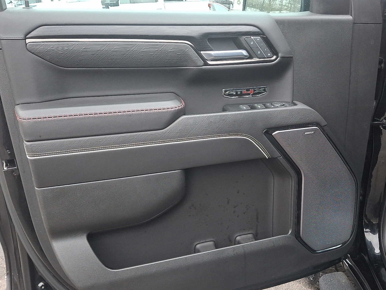 2023 GMC Sierra 1500 AT4X