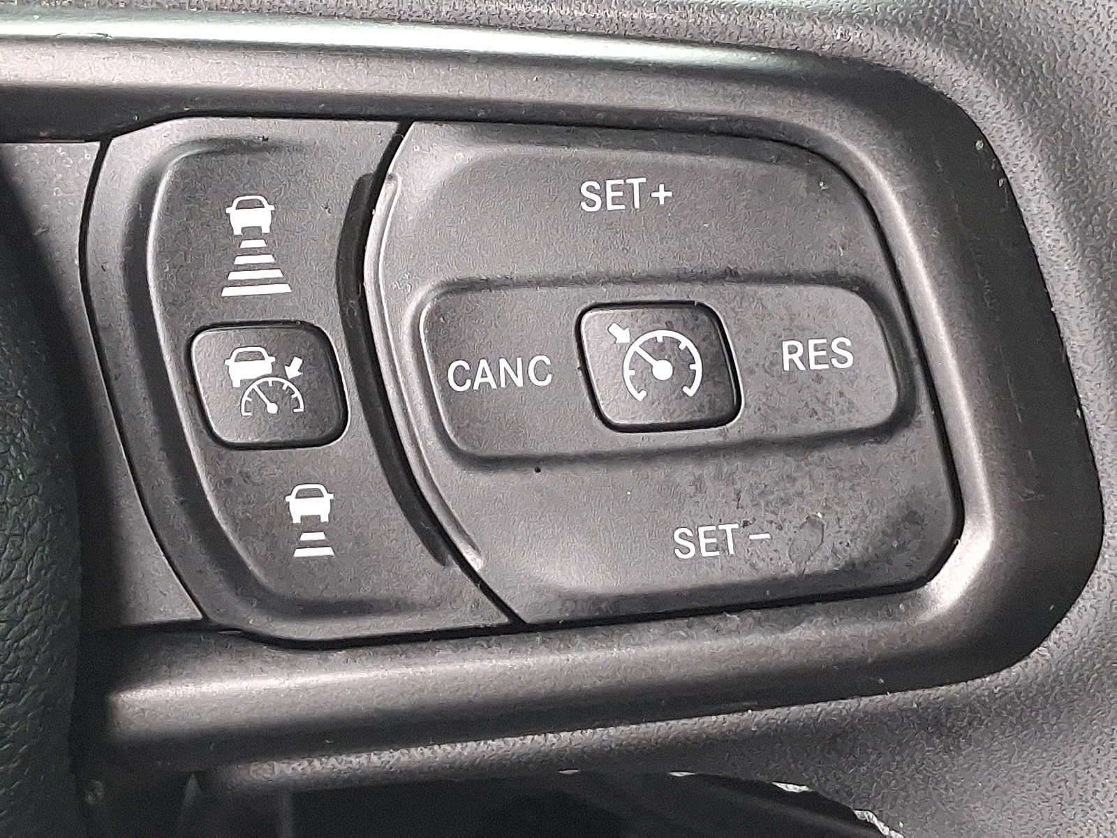 2025 Jeep Gladiator Mojave X