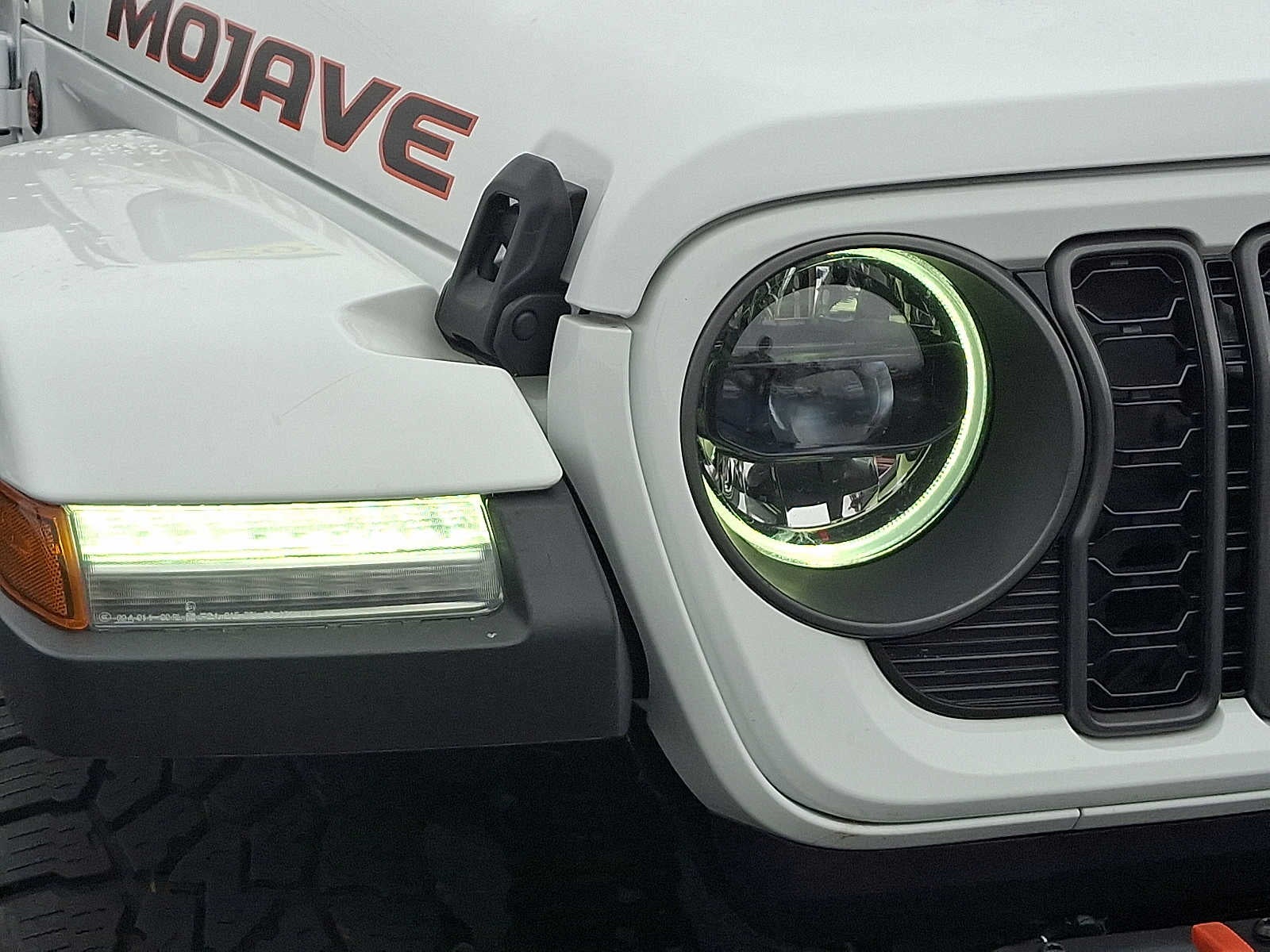 2025 Jeep Gladiator Mojave X