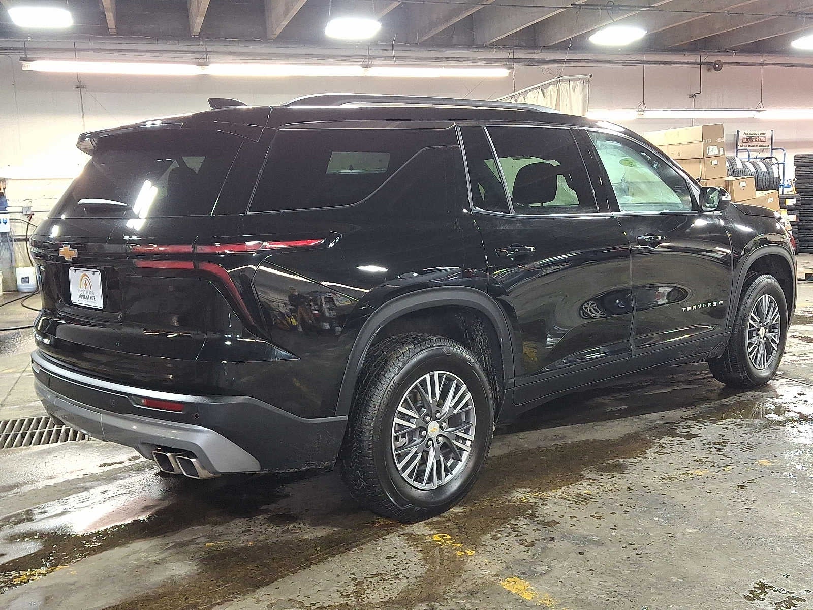 2025 Chevrolet Traverse LT