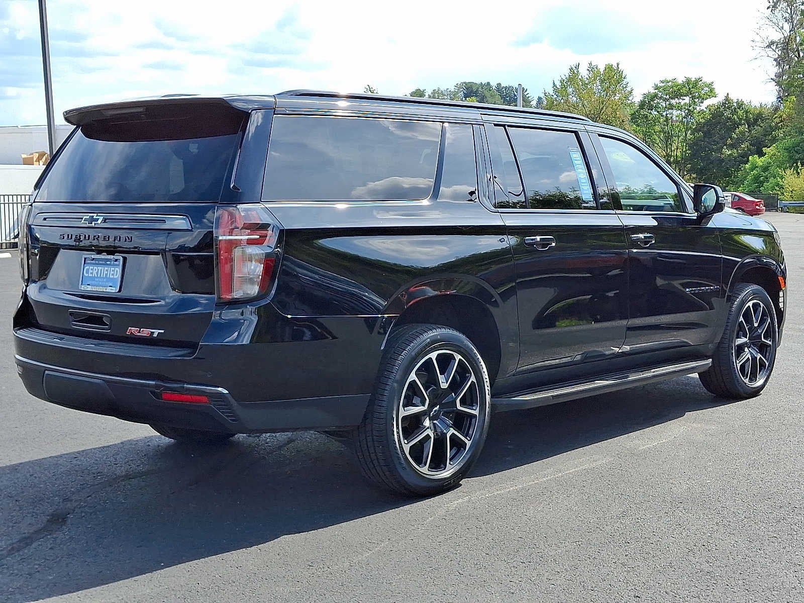 2022 Chevrolet Suburban RST