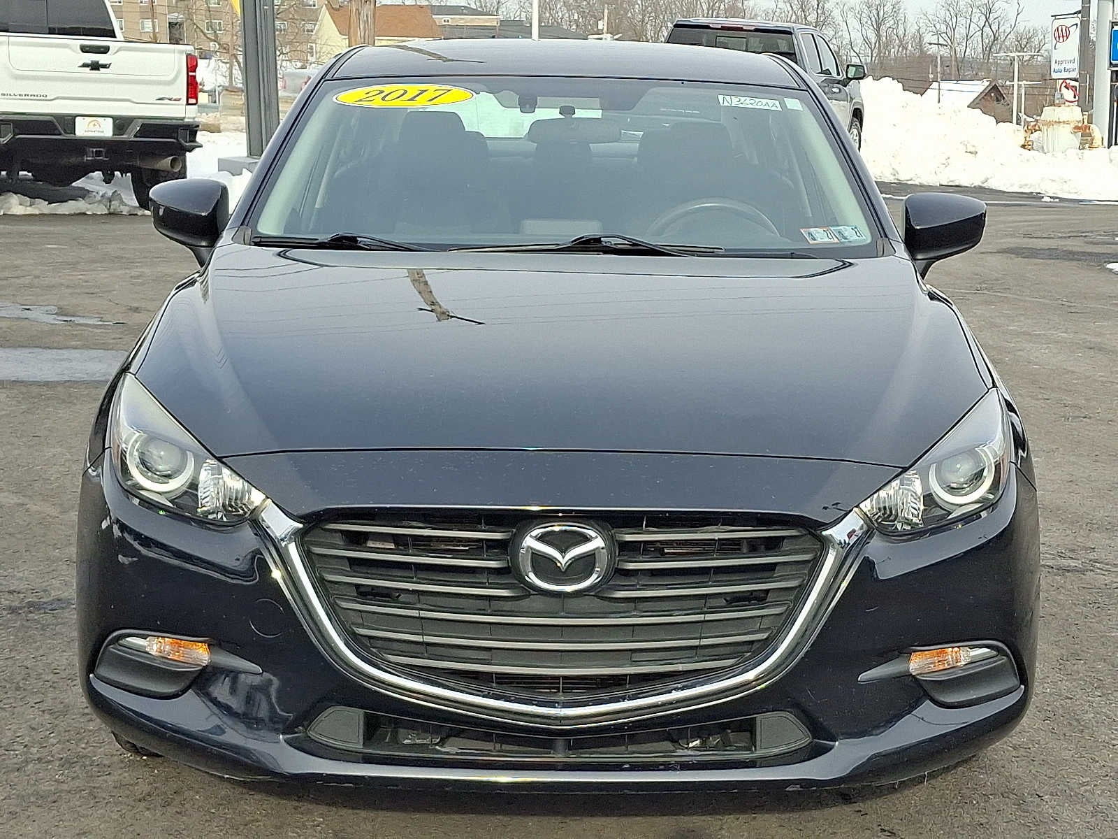2017 Mazda Mazda3 4-Door Sport
