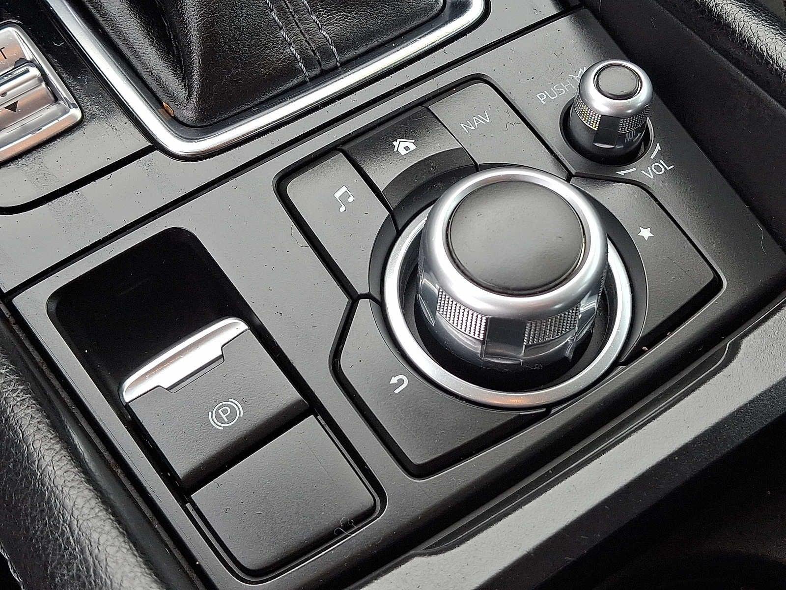 2017 Mazda Mazda3 4-Door Sport