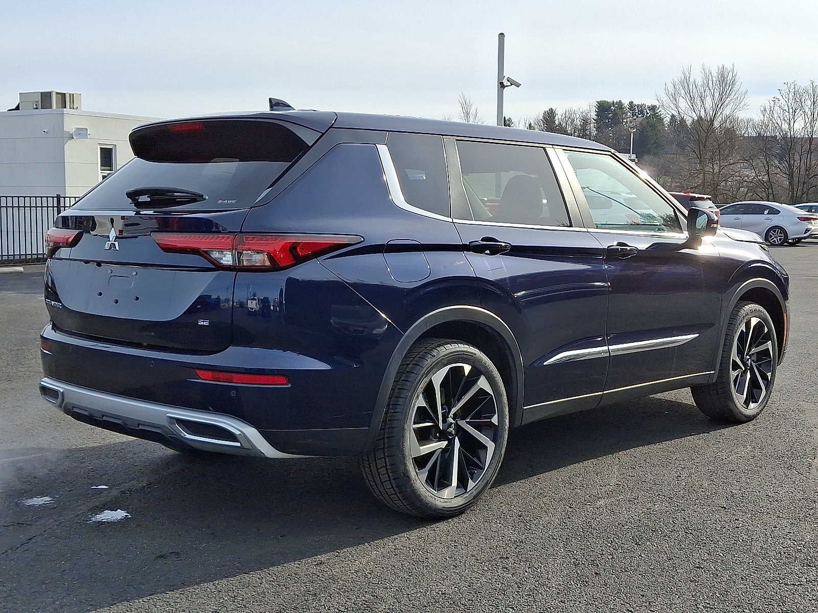 2024 Mitsubishi Outlander SE