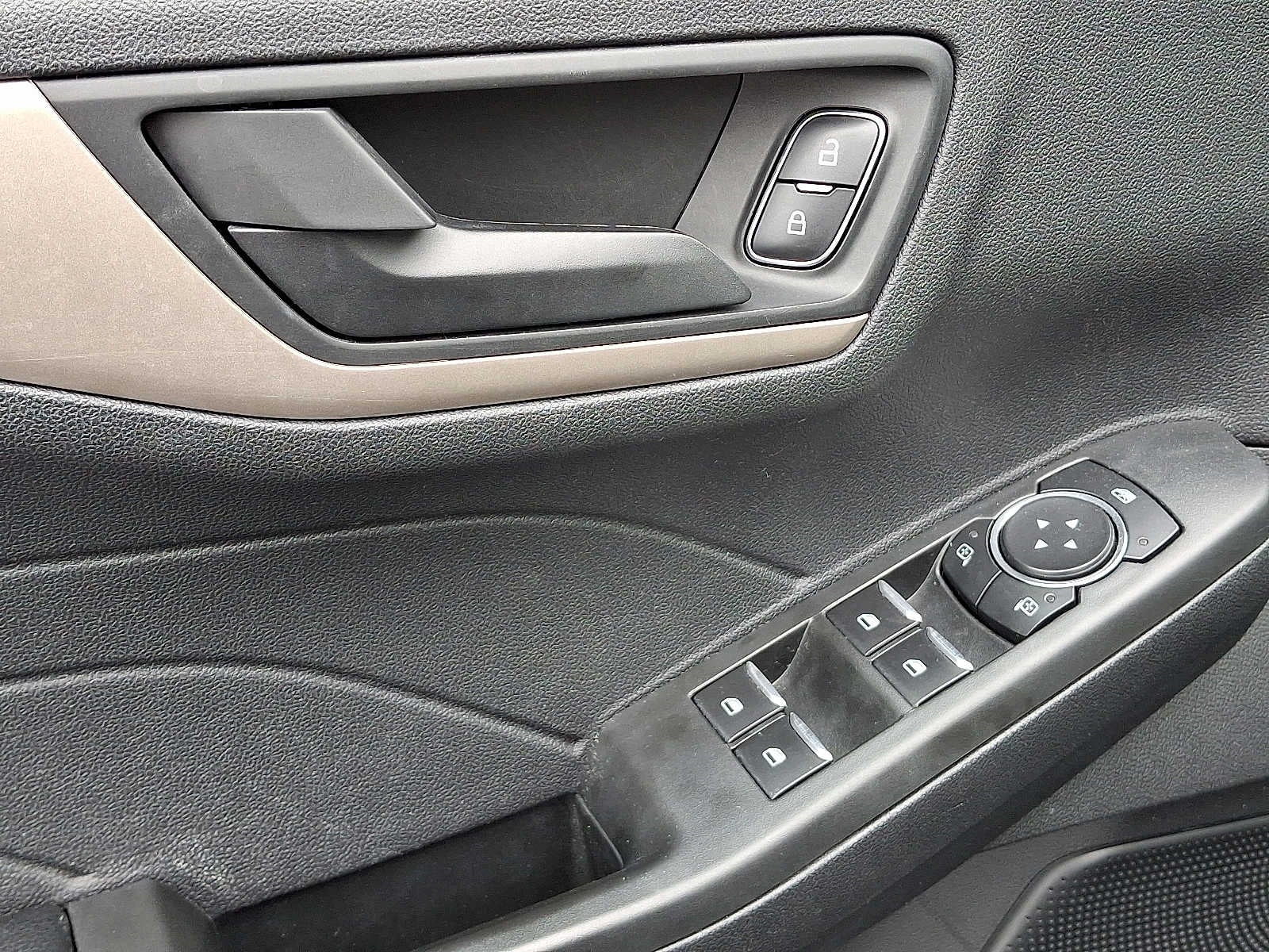 2022 Ford Escape SE Hybrid