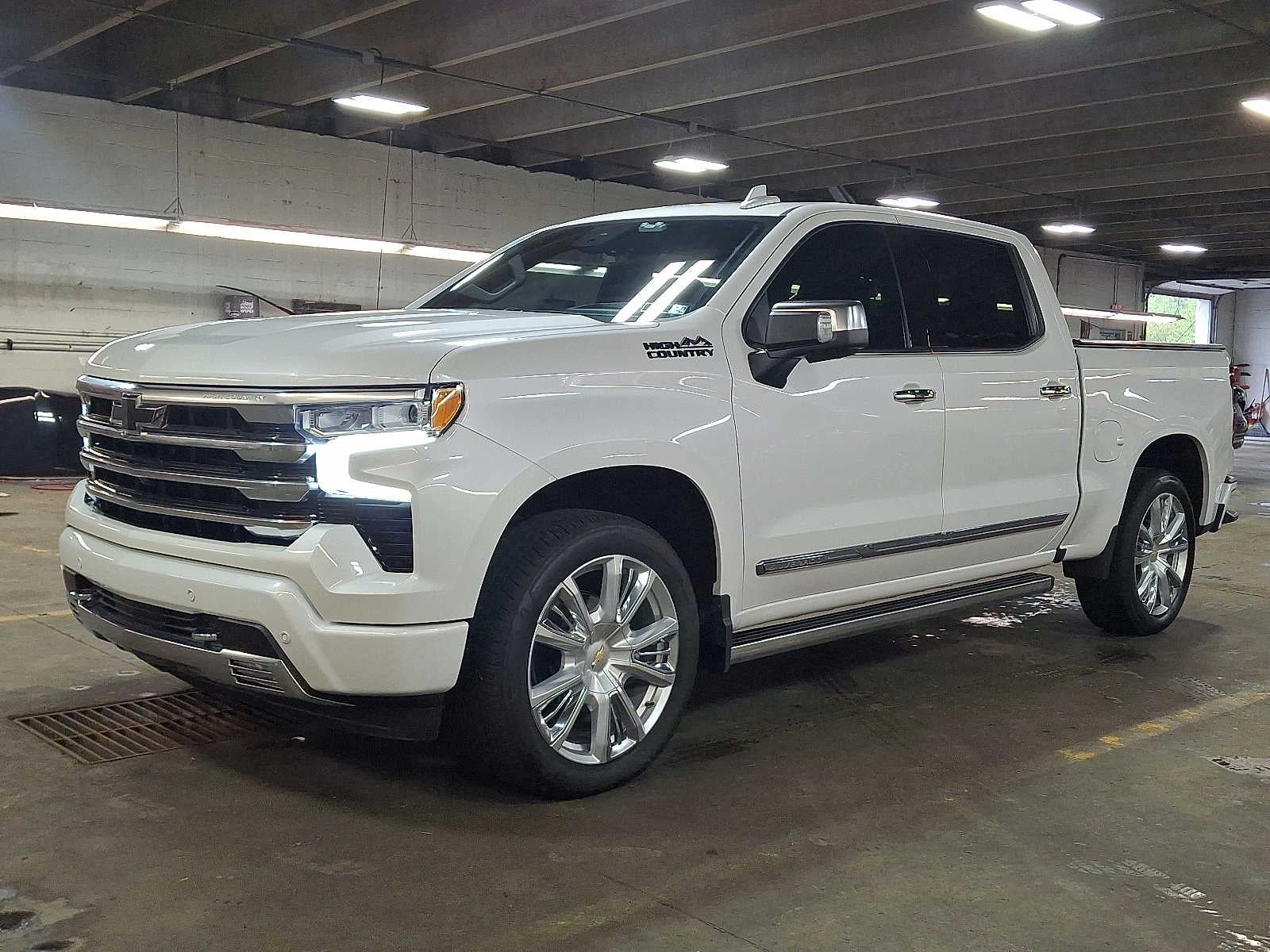 2023 Chevrolet Silverado 1500 High Country