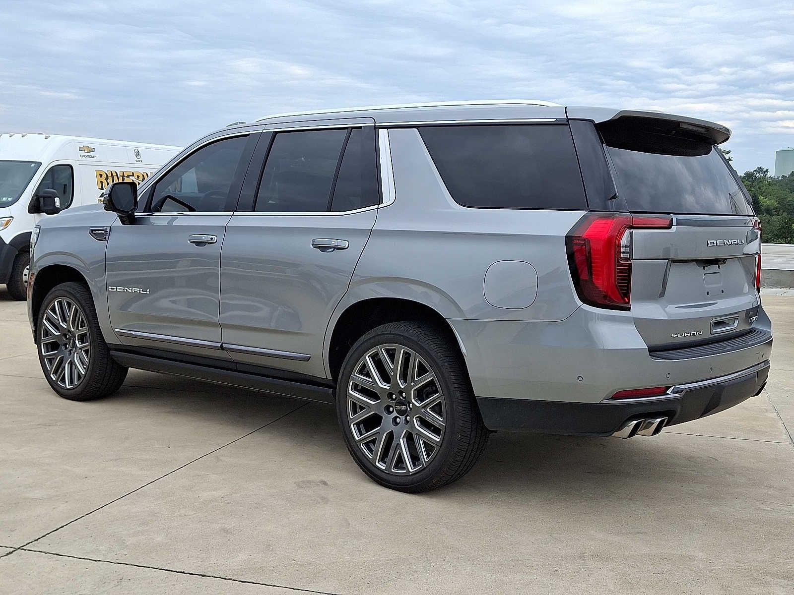 2025 GMC Yukon Denali Ultimate