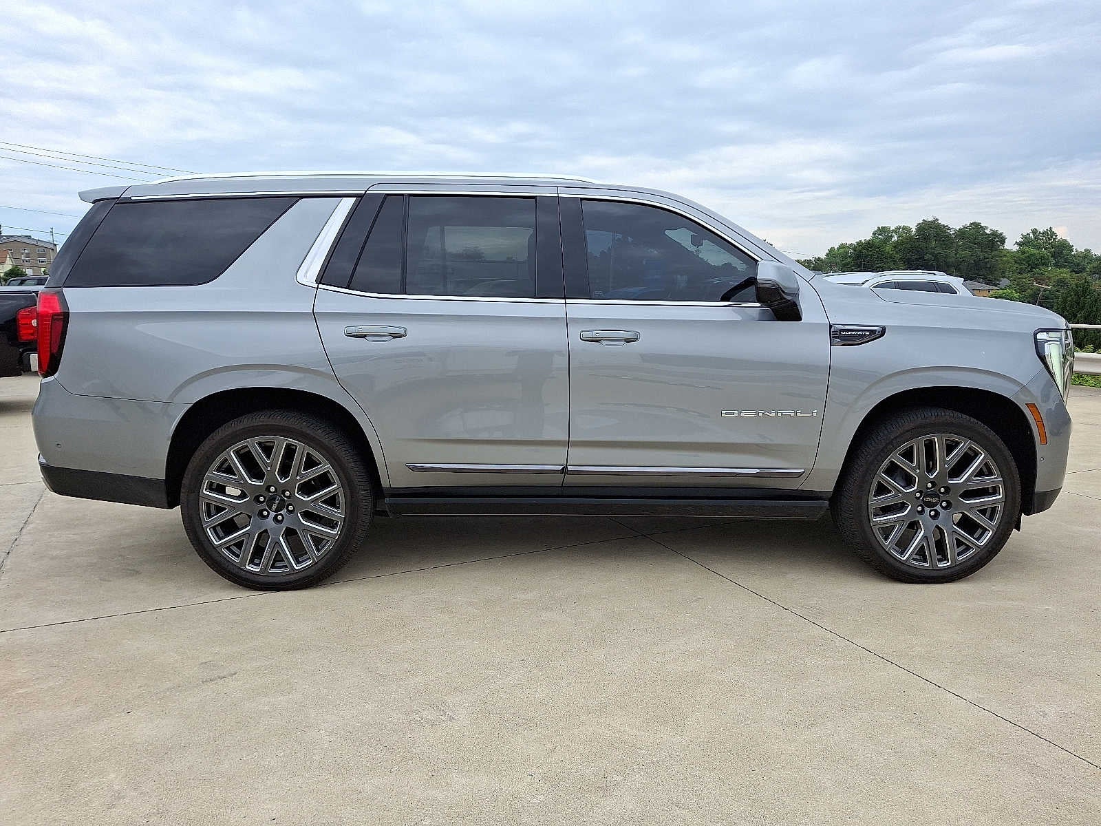 2025 GMC Yukon Denali Ultimate
