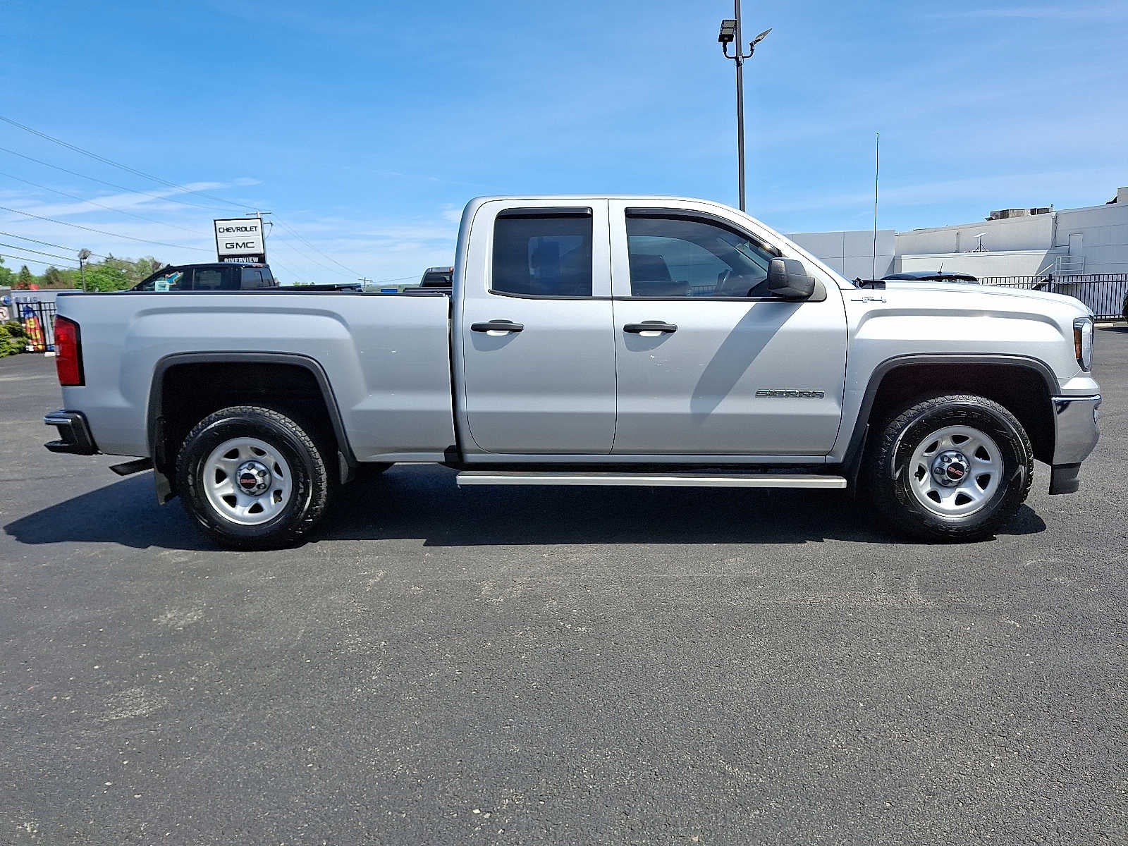 2018 GMC Sierra 1500 4WD Double Cab 143.5"